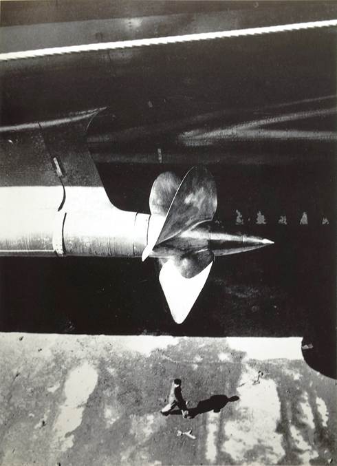 François Tuefferd, Le Normandie en cale sèche, Saint-Nazaire, 1935